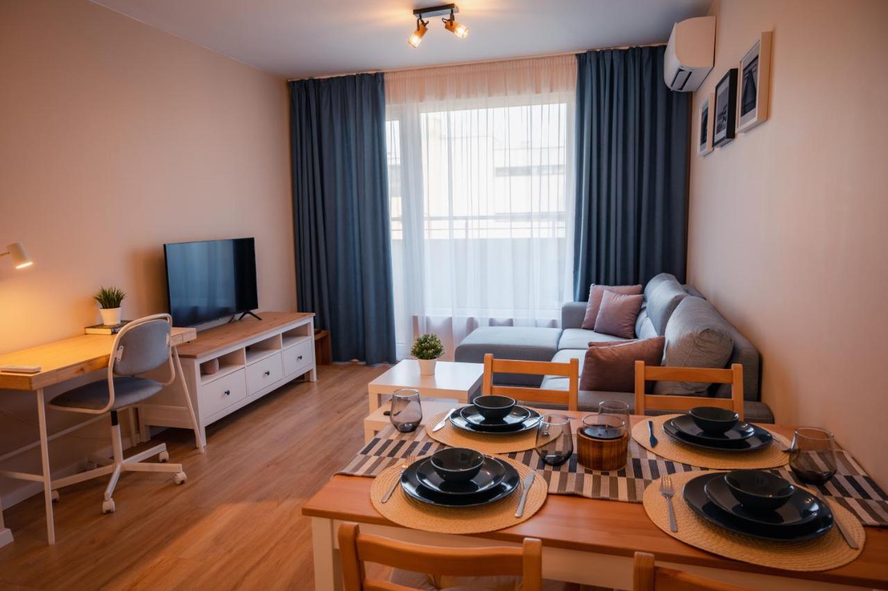 וארנה Emerald Suite With Private Parking מראה חיצוני תמונה
