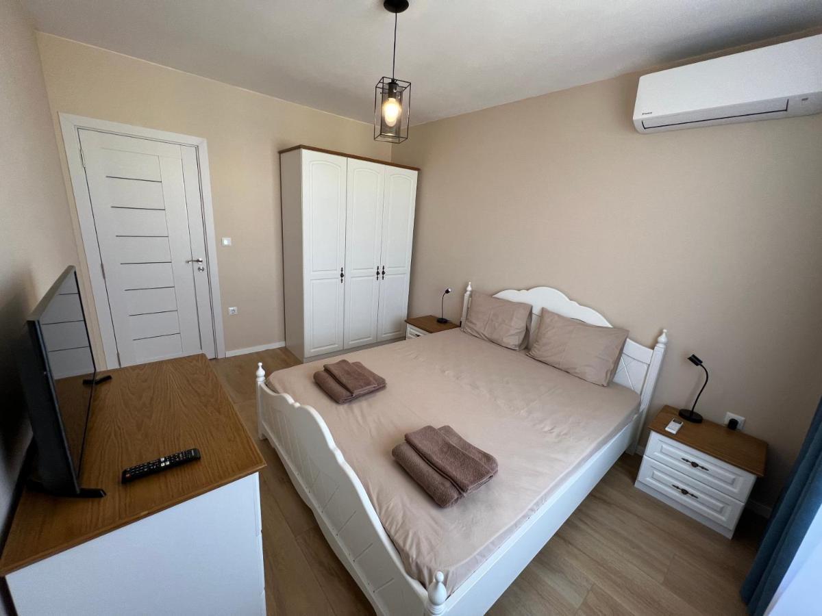 וארנה Emerald Suite With Private Parking מראה חיצוני תמונה