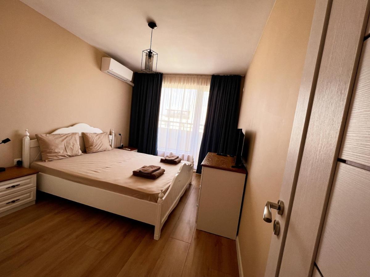 וארנה Emerald Suite With Private Parking מראה חיצוני תמונה